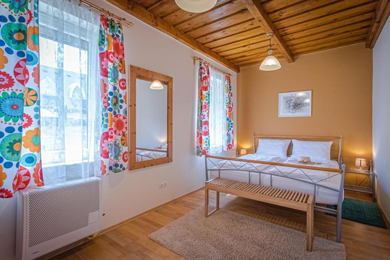 Sunny Garden Pihenohaz Villa Siofok Luaran gambar