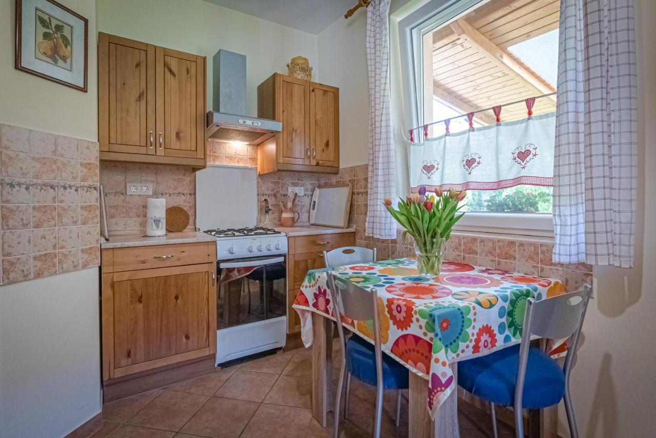 Sunny Garden Pihenohaz Villa Siofok Luaran gambar