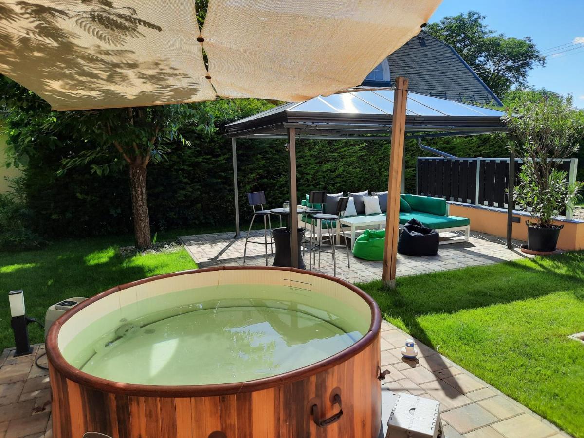 Sunny Garden Pihenohaz Villa Siofok Luaran gambar